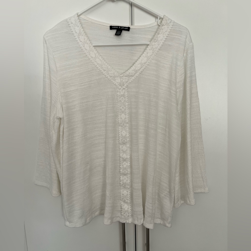 Cable & Guage Womens Elegant White Lace Trim Top Sz L